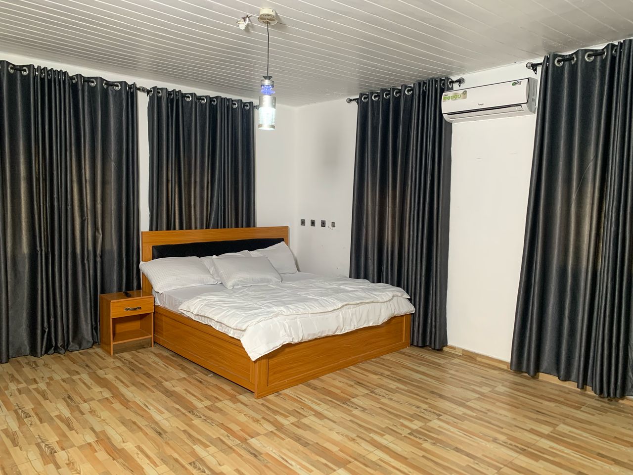 Spacious 1-Bedroom Shortlet Apartment in Asaba Delta State, Nigeria
