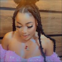 Evelyn Leo